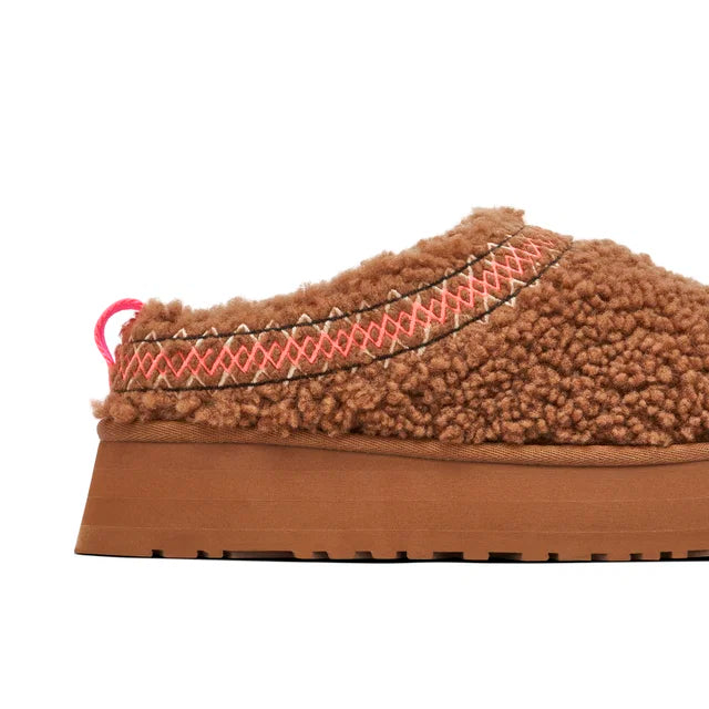 UGG Tazz Curly Chestnut, papuče, slika 4
