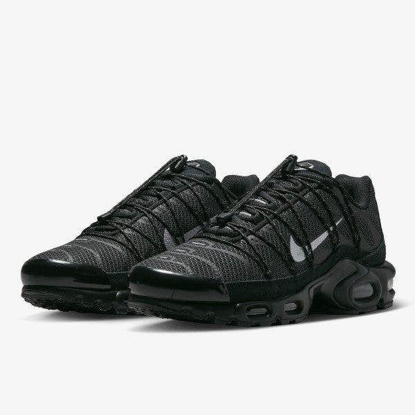 Nike Air Max Plus Utility Black Metalic, crna / metalik detalji, patike, slika 3