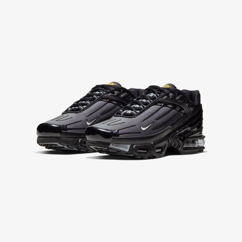 Nike Air Max Plus Anthracite Black pair
