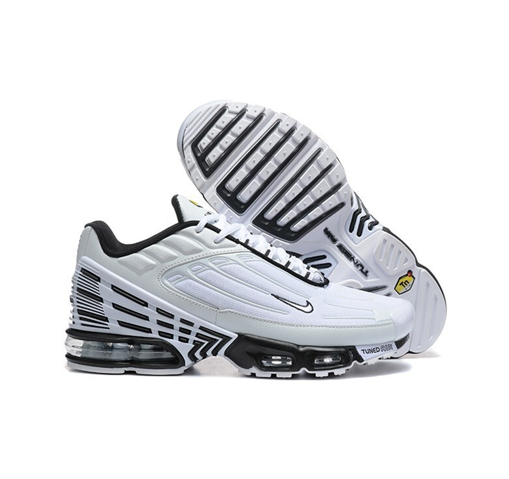 Nike Air Max Plus White Black side