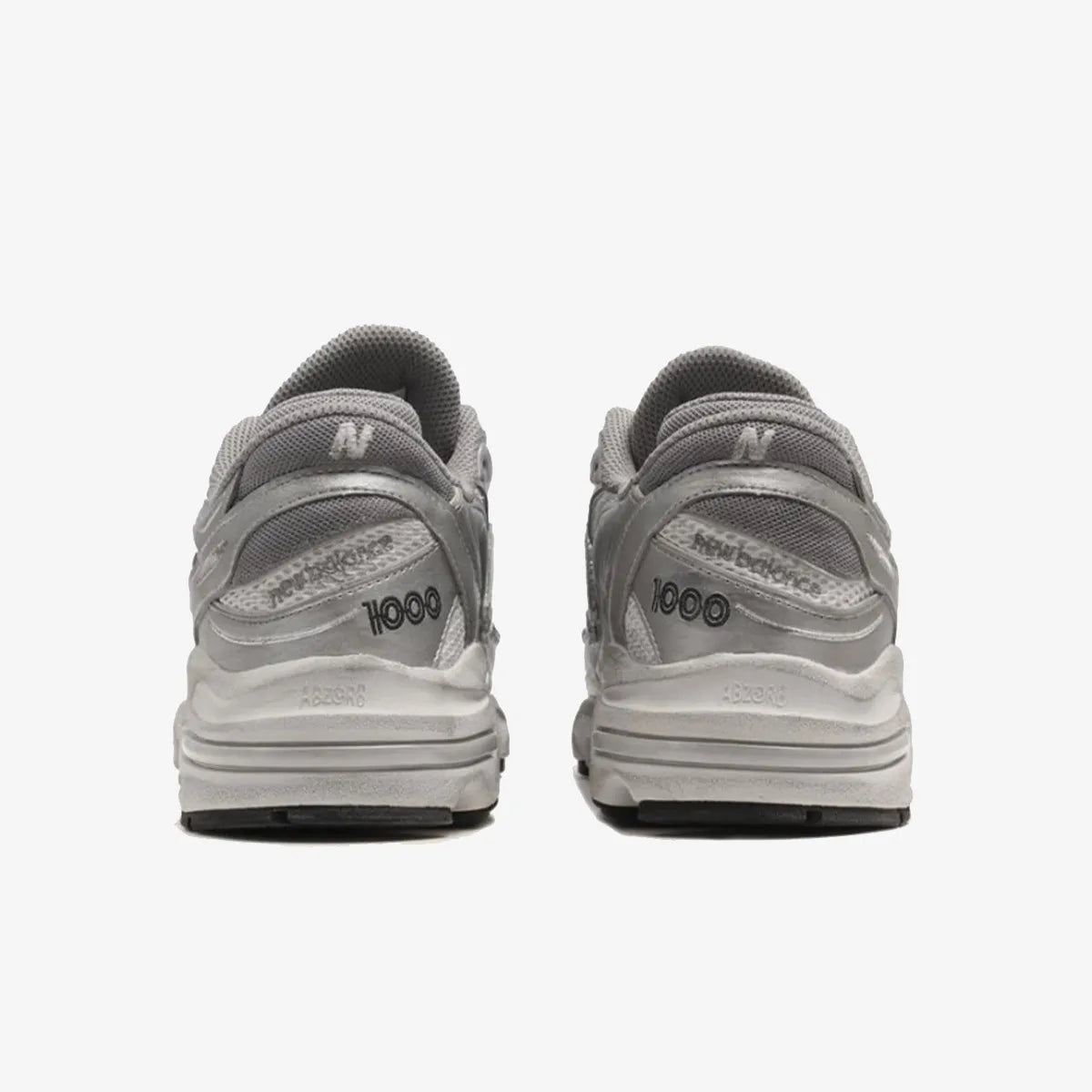 New Balance 1000 Silver, par patika pogled na petu