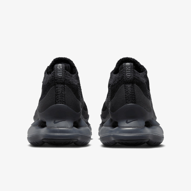 Nike Air Max Scorpion FK Triple Black – drugi ugao