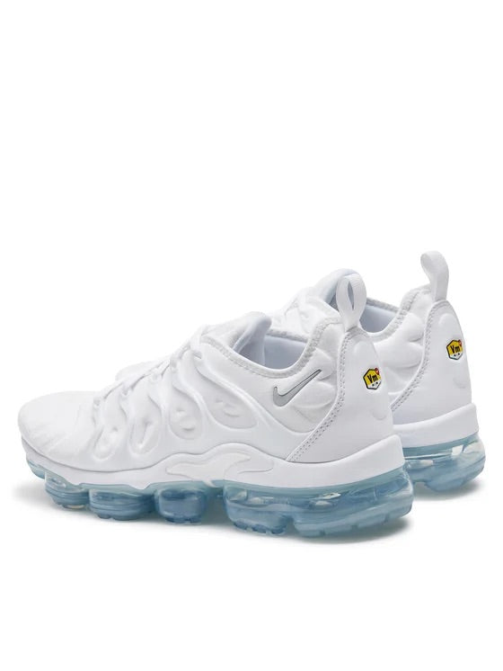 Nike Air VaporMax Plus Triple White zadnji ugao