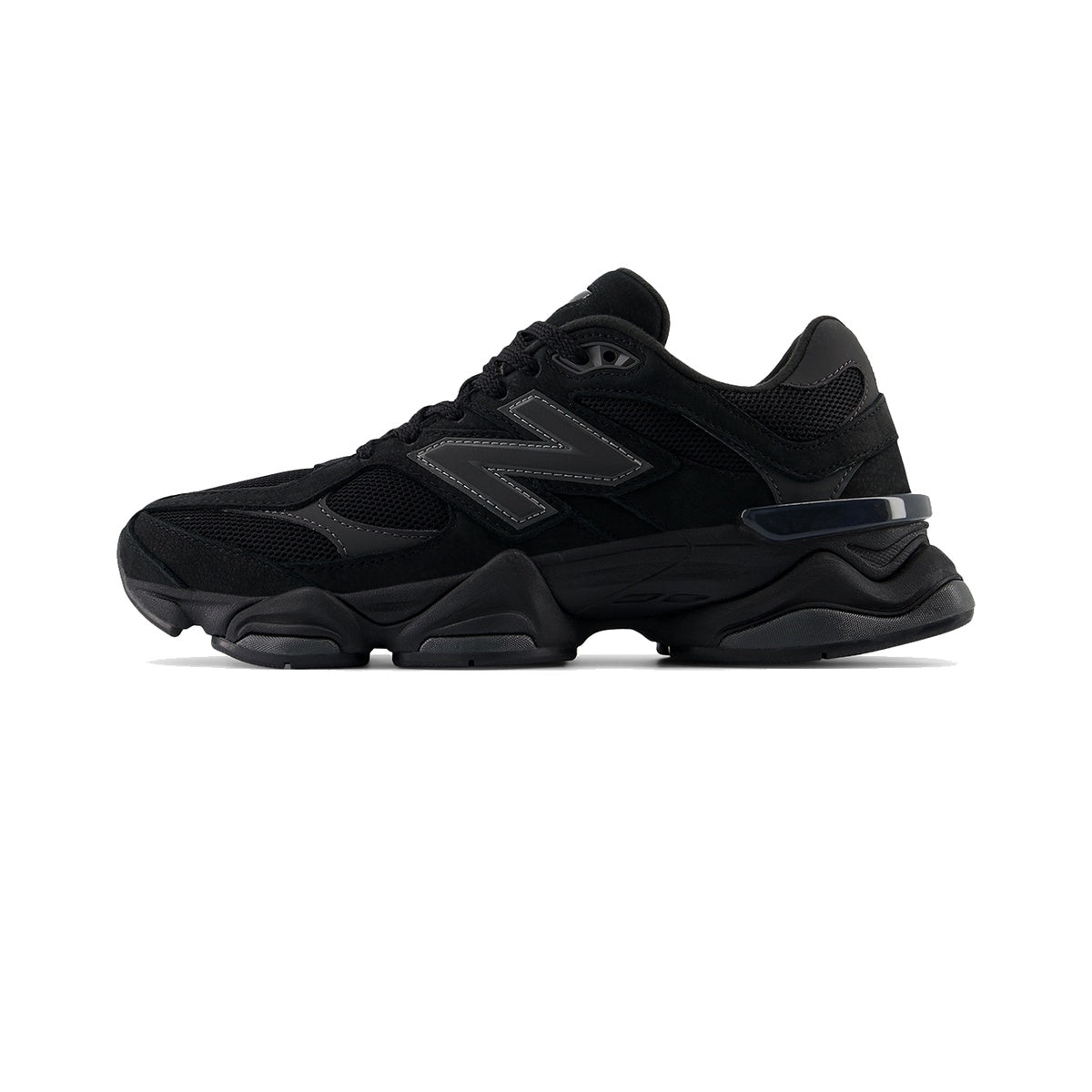 New Balance 9060 (Triple Black) - 1:1 bijela pozadina