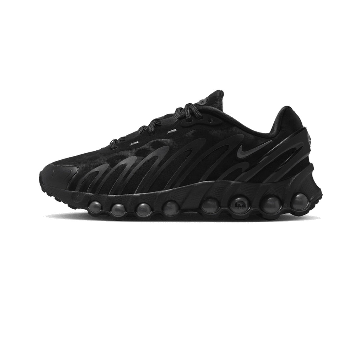 Nike Air Max Dn (Triple Black) - 1:1 bijela pozadina